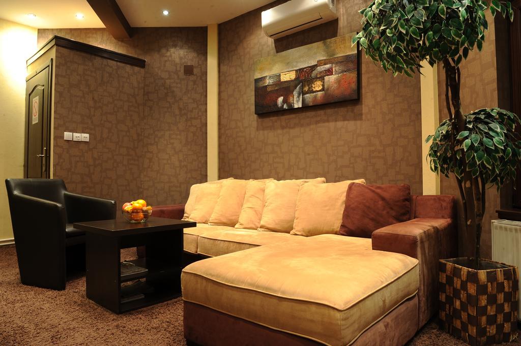 Klub Satelit Zlatibor Bed & Breakfast ภายนอก รูปภาพ