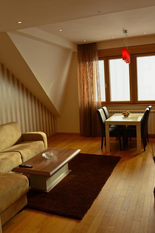 Klub Satelit Zlatibor Bed & Breakfast ภายนอก รูปภาพ