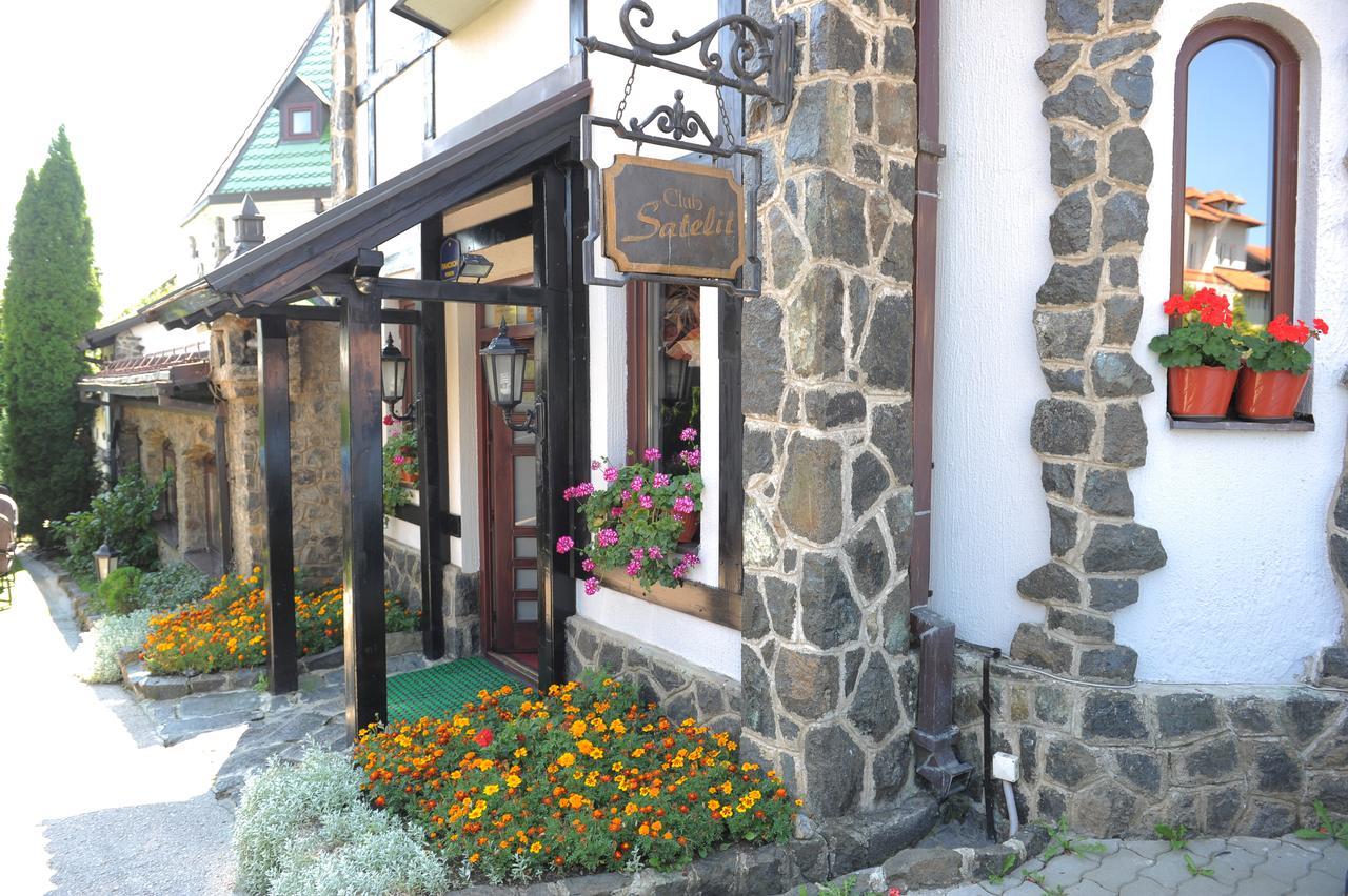 Klub Satelit Zlatibor Bed & Breakfast ภายนอก รูปภาพ