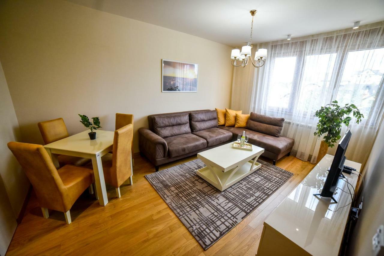 Klub Satelit Zlatibor Bed & Breakfast ภายนอก รูปภาพ