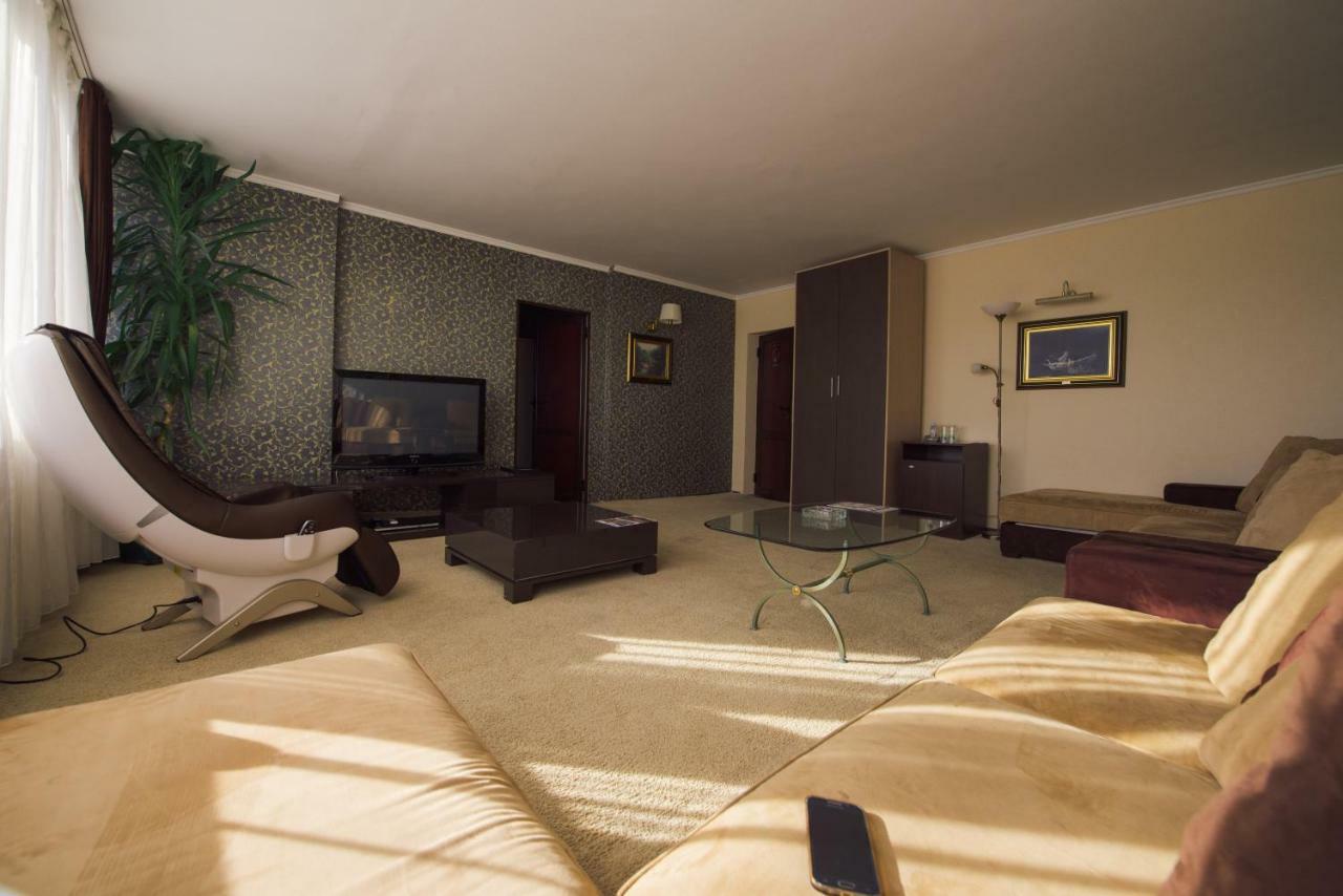 Klub Satelit Zlatibor Bed & Breakfast ภายนอก รูปภาพ